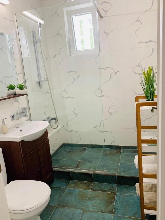 Niran Apartament Oradea Ngoại thất bức ảnh