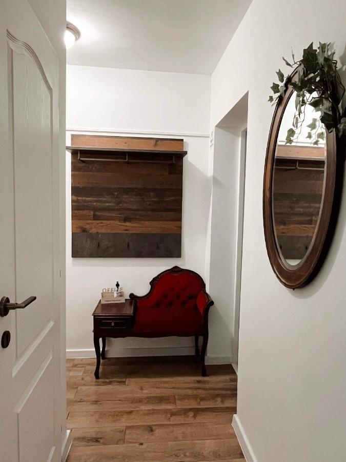 Niran Apartament Oradea Ngoại thất bức ảnh
